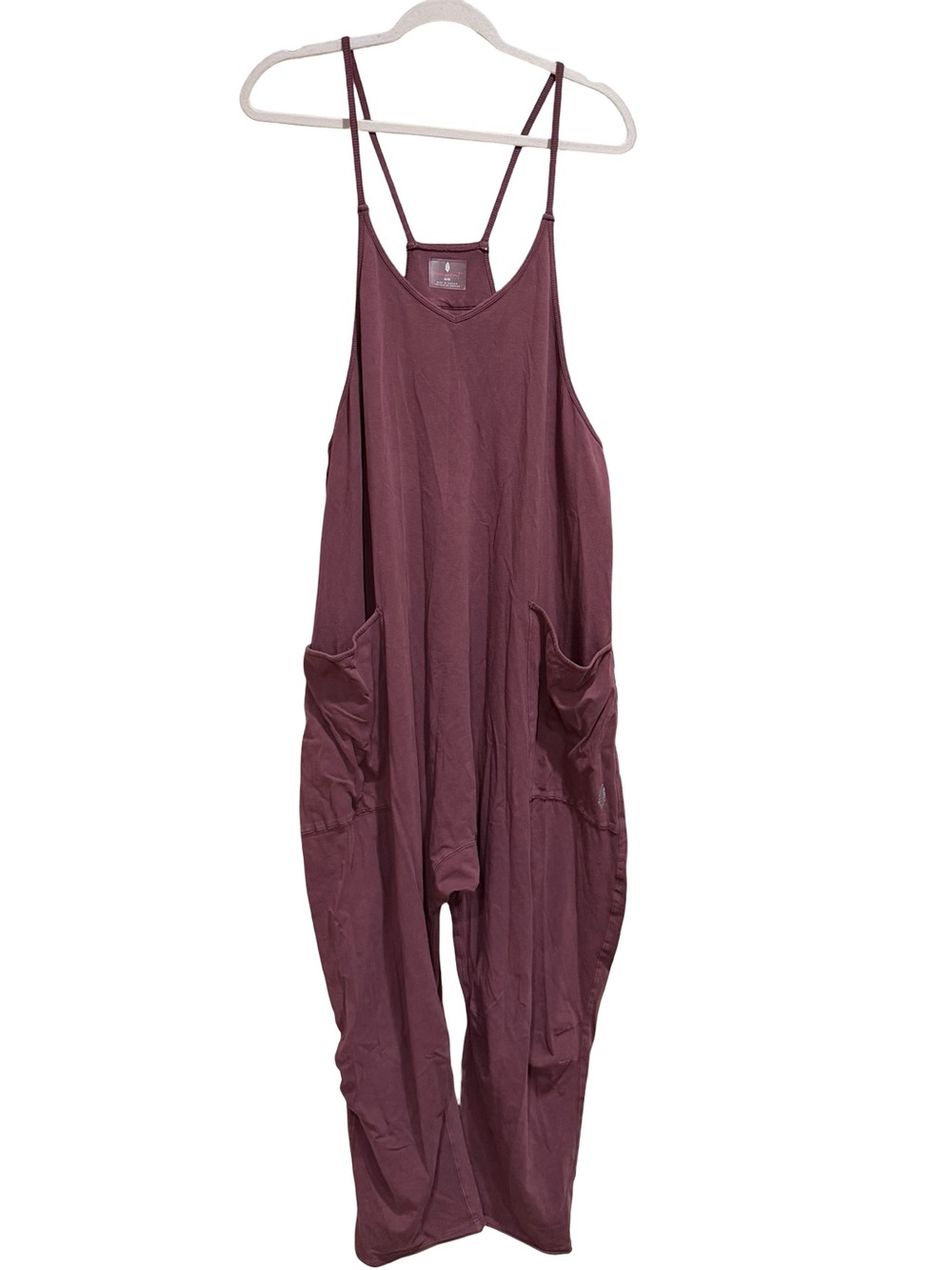 🌟 Free People Movement Hot Shot Onesie Pomegranate Slouchy Romper Size M - Picture 7 of 12
